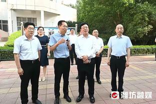 德章泰-穆雷谈特雷-杨缺席：我们不能找借口 这可是NBA